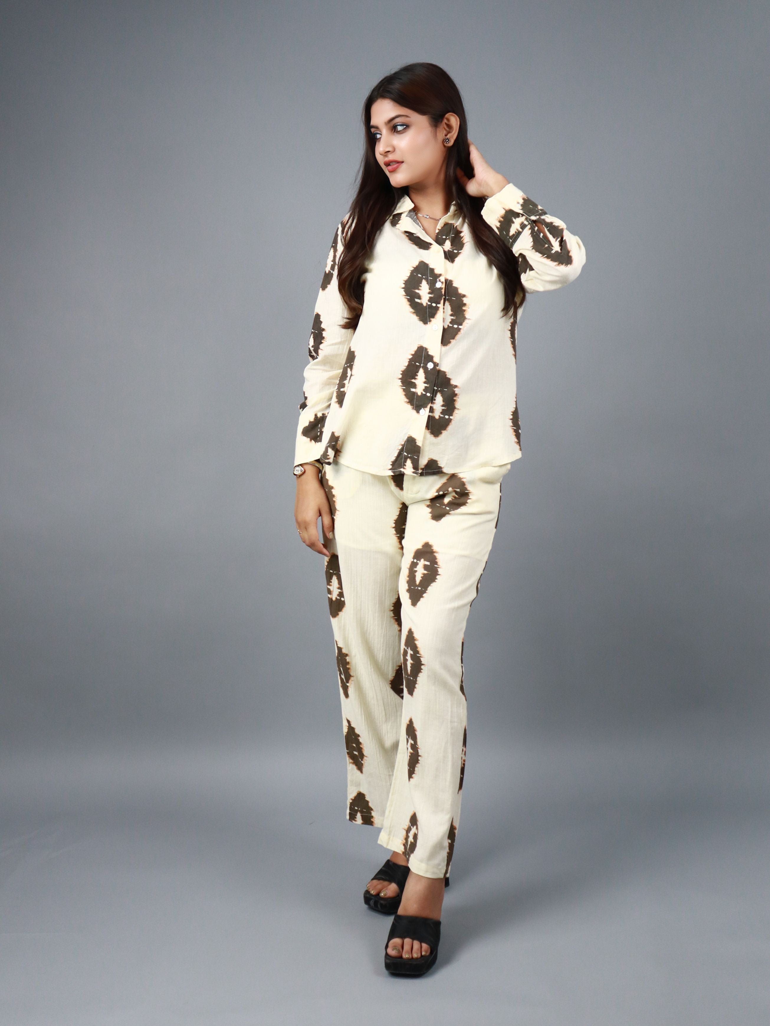 Women’s Beige & Brown Ikat Print Co-ord Set (Shirt & Pants)