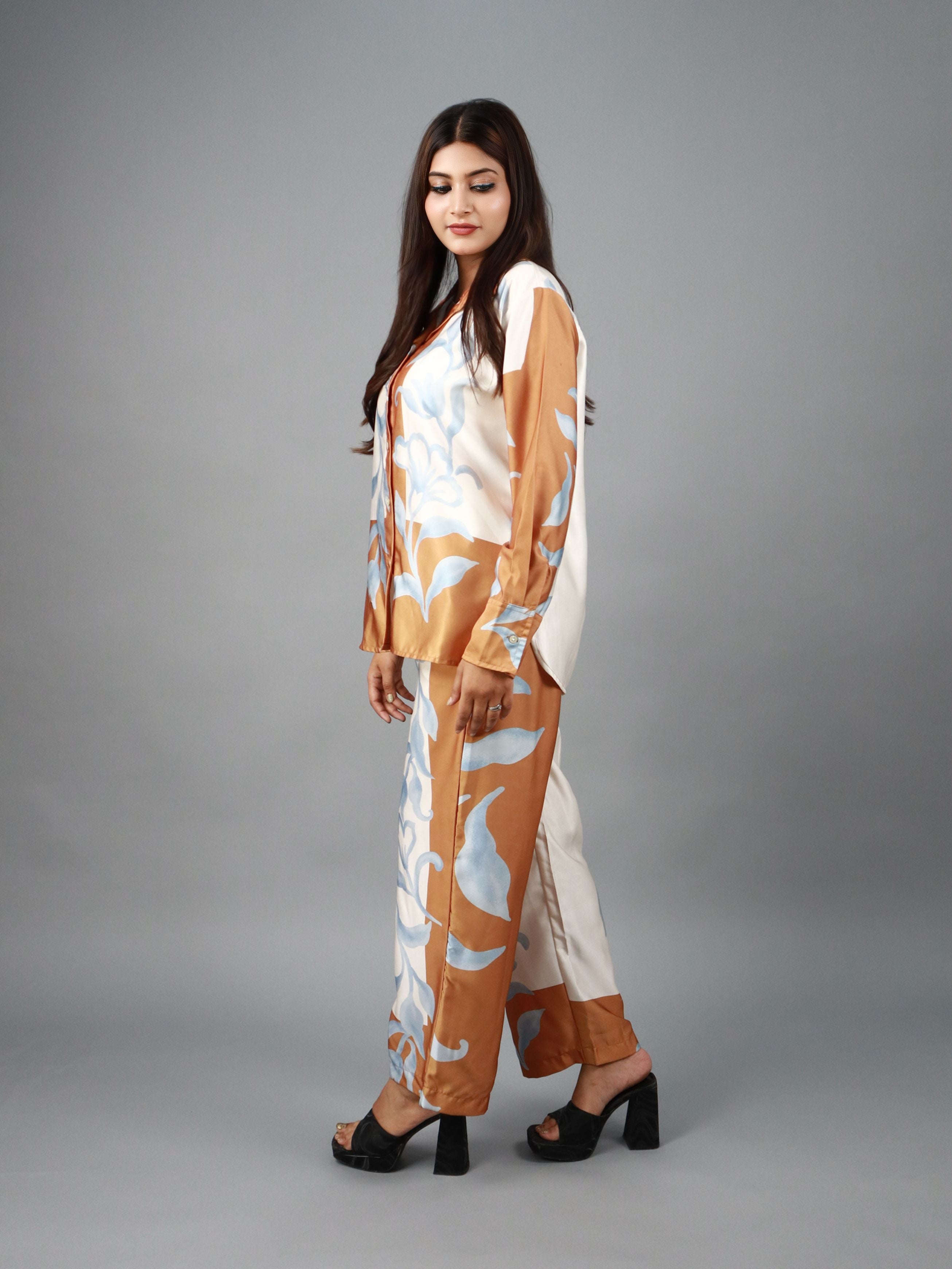 Women’s Brown & Blue Oversized Floral Print Co-ord Set (Shirt & Pants)