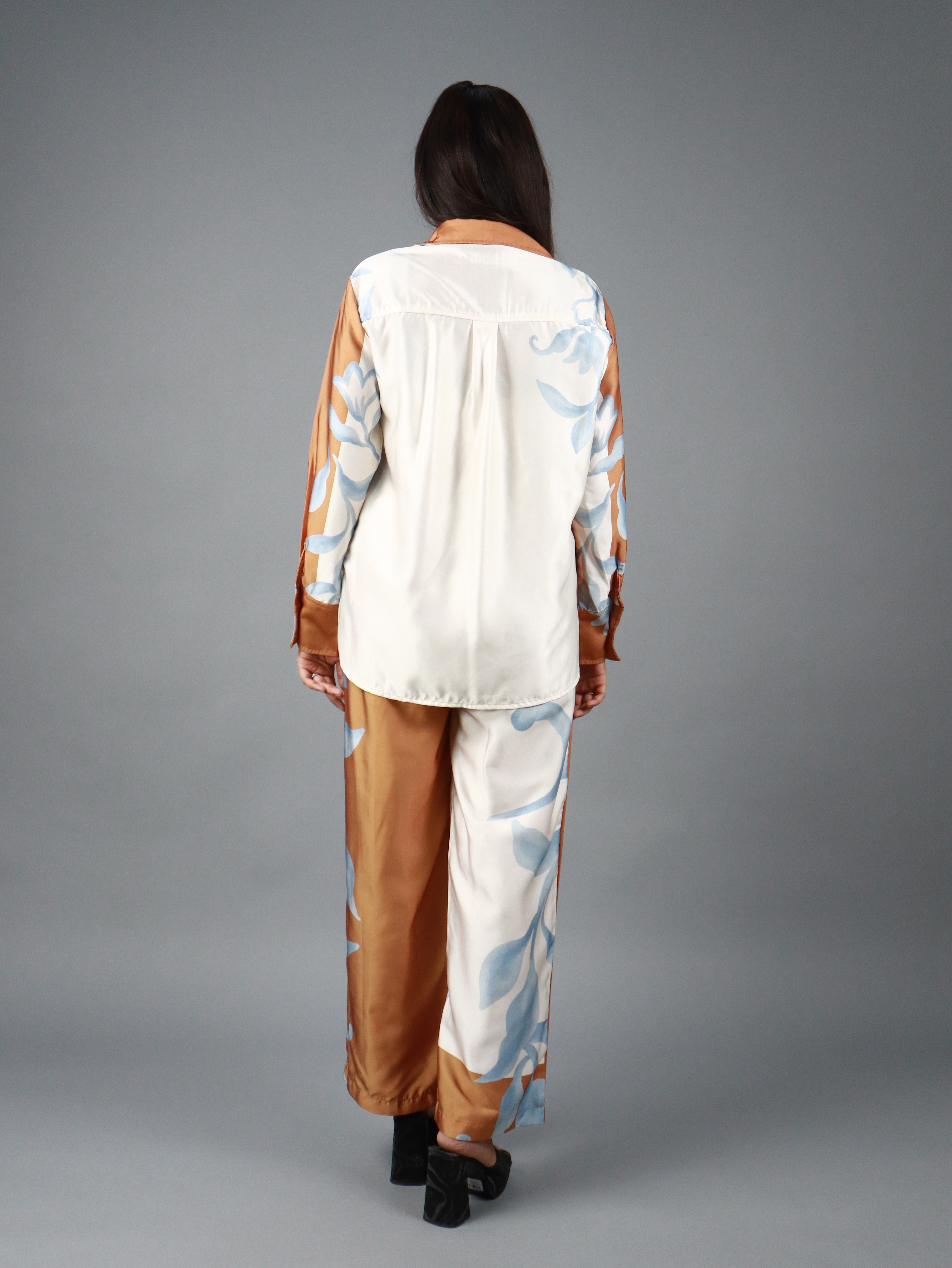 Women’s Brown & Blue Oversized Floral Print Co-ord Set (Shirt & Pants)